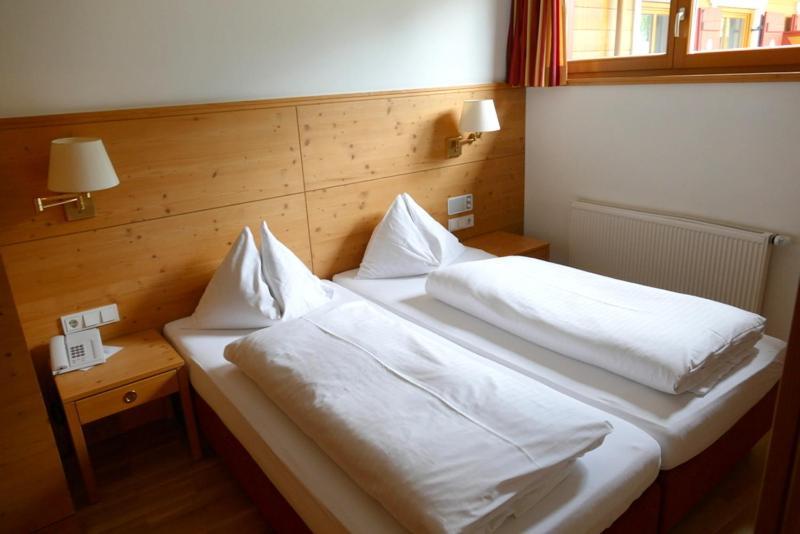Hotel Gasthof Mitteregger - Beste Lage In Капрун Екстериор снимка