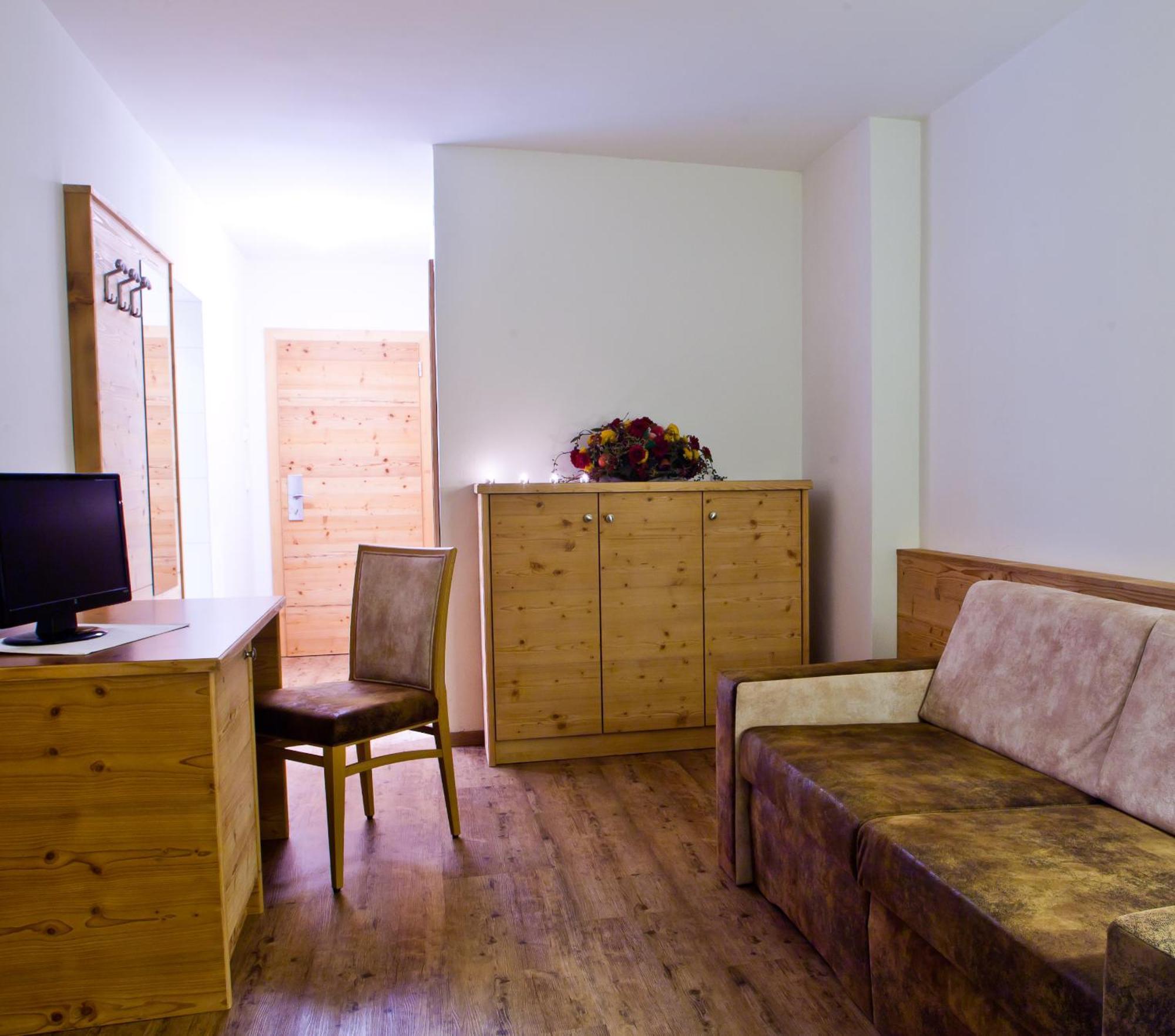 Hotel Gasthof Mitteregger - Beste Lage In Капрун Екстериор снимка
