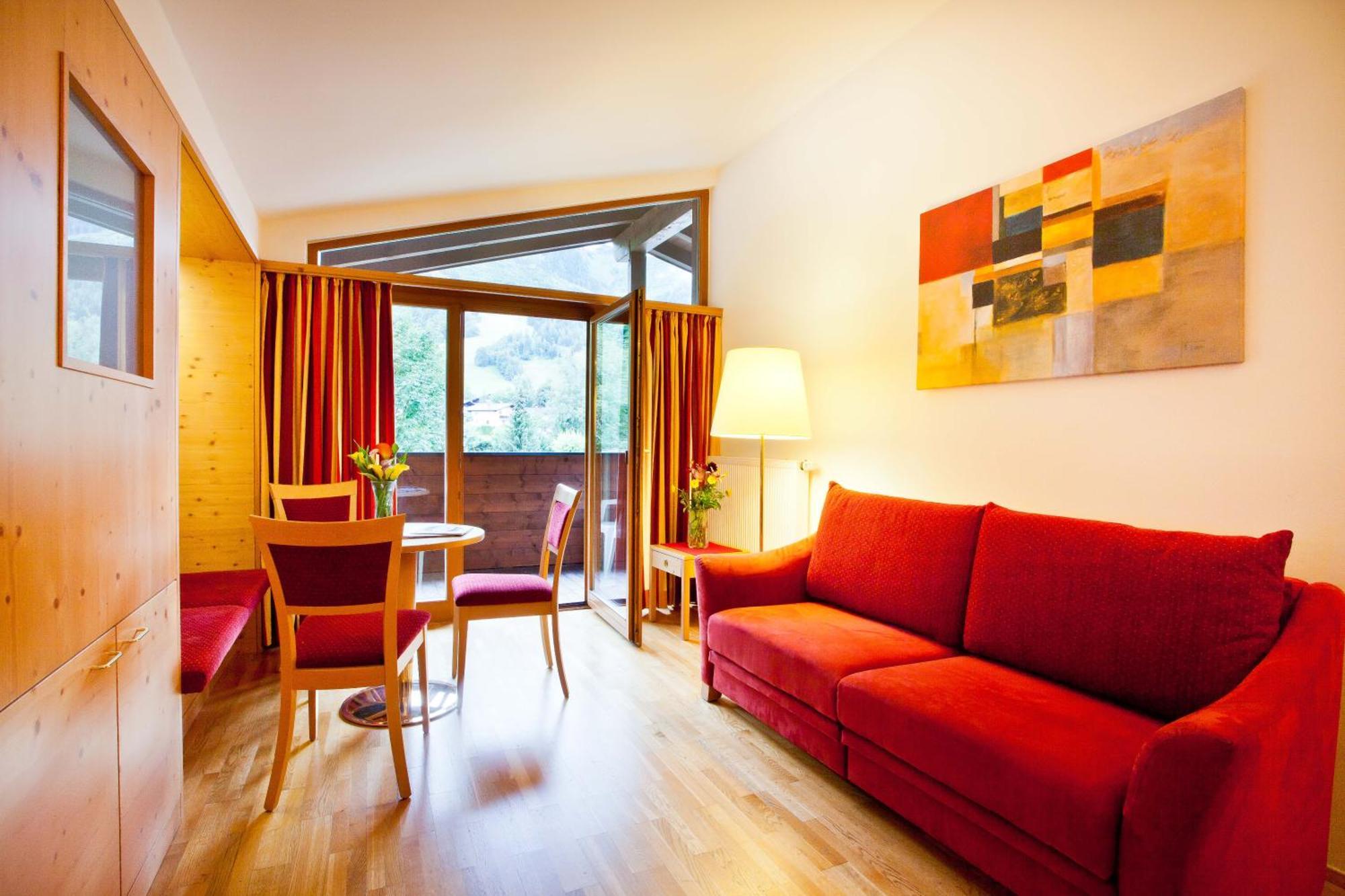 Hotel Gasthof Mitteregger - Beste Lage In Капрун Екстериор снимка