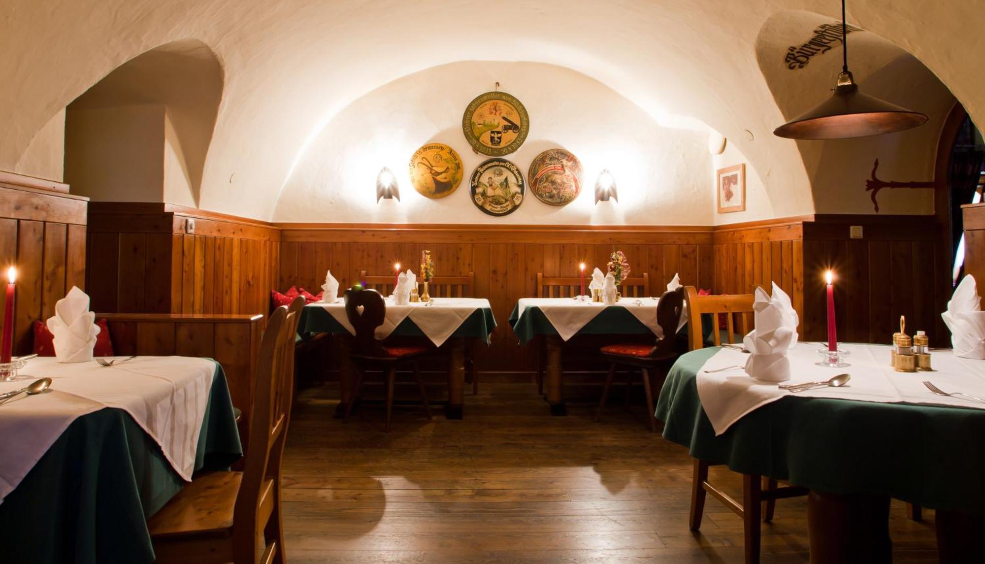 Hotel Gasthof Mitteregger - Beste Lage In Капрун Екстериор снимка