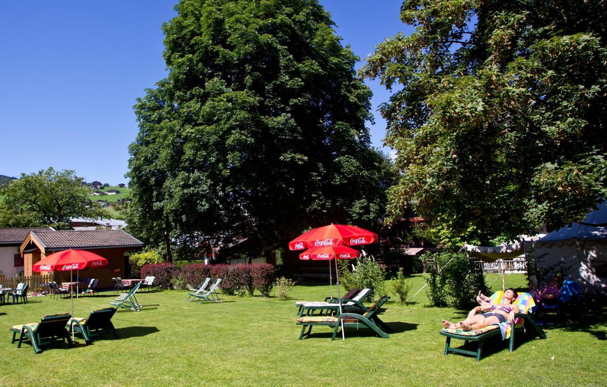 Hotel Gasthof Mitteregger - Beste Lage In Капрун Екстериор снимка