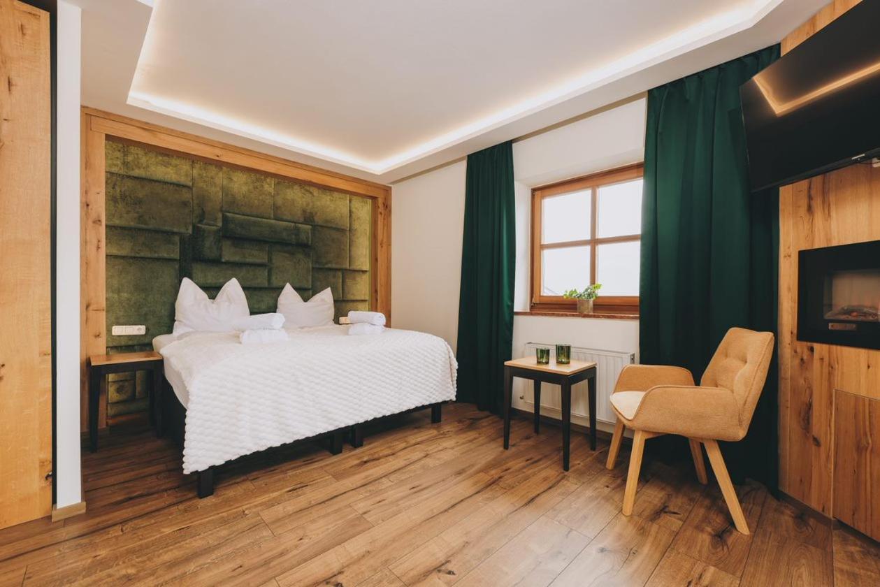 Hotel Gasthof Mitteregger - Beste Lage In Капрун Екстериор снимка