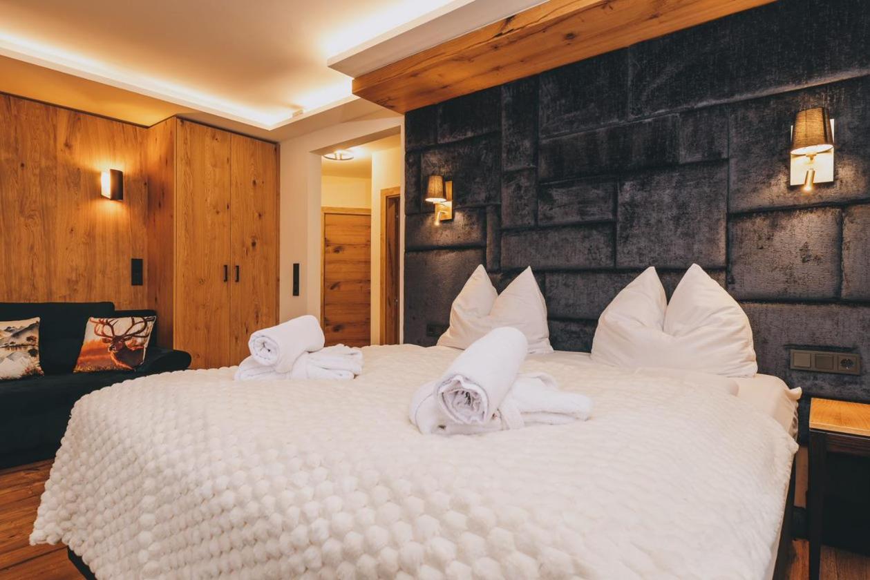 Hotel Gasthof Mitteregger - Beste Lage In Капрун Екстериор снимка