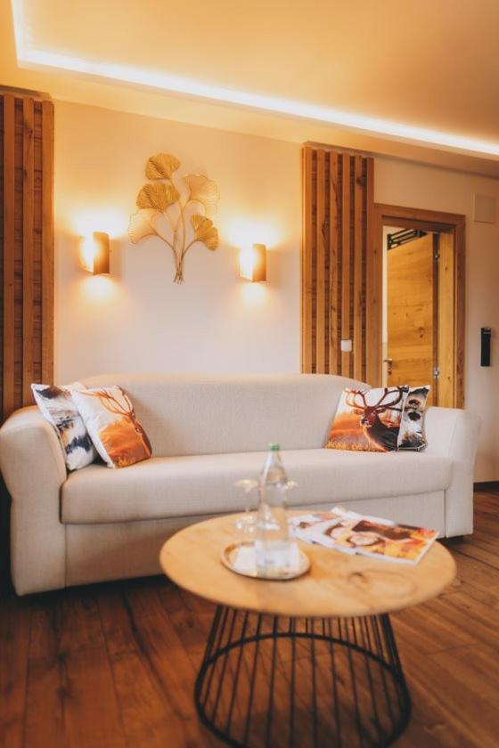 Hotel Gasthof Mitteregger - Beste Lage In Капрун Екстериор снимка