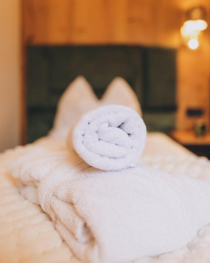 Hotel Gasthof Mitteregger - Beste Lage In Капрун Екстериор снимка