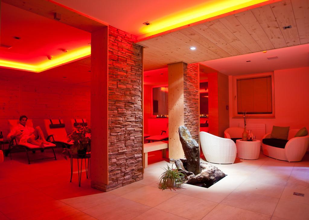 Hotel Gasthof Mitteregger - Beste Lage In Капрун Екстериор снимка